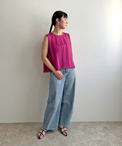 LHELBIE（レルビエ）の「プリーツトップス（Tシャツ/カットソー・レディース・ピンク/イエロー/オフホワイト/ブラック・M）」の12枚目の写真