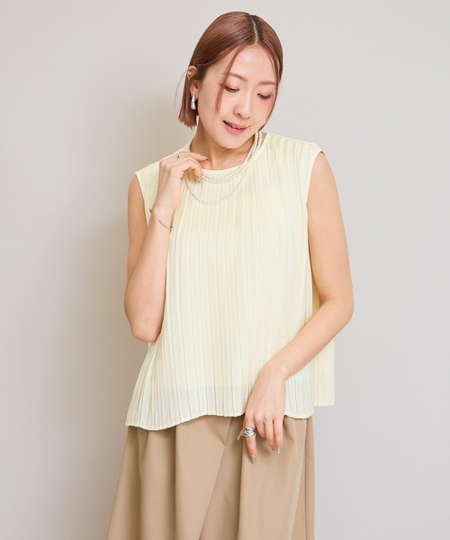 LHELBIE（レルビエ）の「プリーツトップス（Tシャツ/カットソー・レディース・ピンク/イエロー/オフホワイト/ブラック・M）」の5枚目の写真