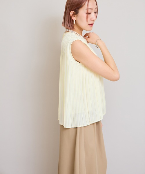 LHELBIE（レルビエ）の「プリーツトップス（Tシャツ/カットソー・レディース・ピンク/イエロー/オフホワイト/ブラック・M）」の7枚目の写真