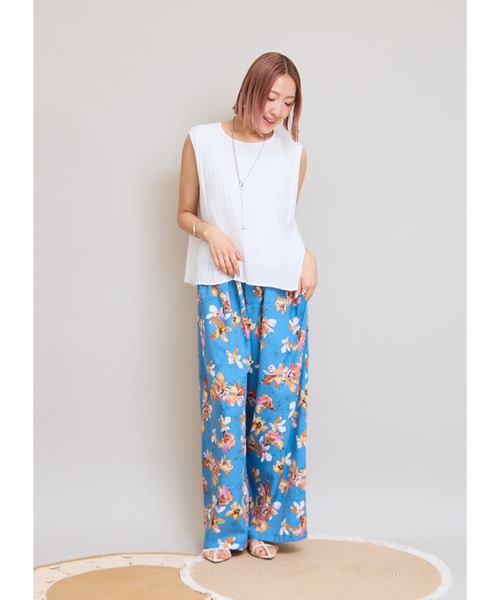LHELBIE（レルビエ）の「プリーツトップス（Tシャツ/カットソー・レディース・ピンク/イエロー/オフホワイト/ブラック・M）」の21枚目の写真