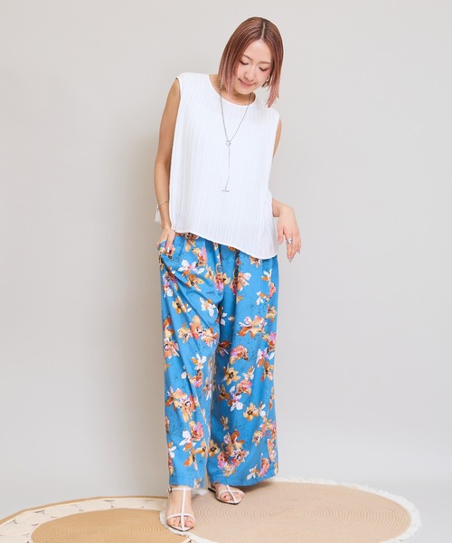 LHELBIE（レルビエ）の「プリーツトップス（Tシャツ/カットソー・レディース・ピンク/イエロー/オフホワイト/ブラック・M）」の9枚目の写真