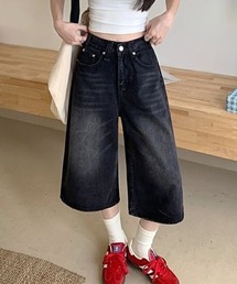 ウォッシュ加工ワイドバミューダデニムパンツ