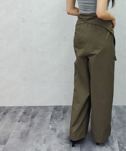 Per sist ence(パーシエンス)の「ラップディテールワイドジョガーパンツ(その他パンツ・レディース・ブラック/アイボリー/ブラウン・ONE SIZE)」の10枚目の写真
