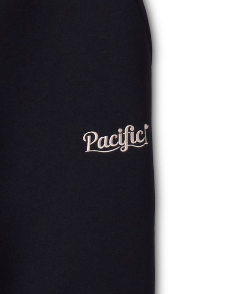 Pacific GOLF CLUB(パシフィックゴルフクラブ)の「DOUBLE KNIT LONG PANTS(スウェットパンツ・メンズ・ネイビー/ブラック・S/M/L/XL)」の9枚目の写真