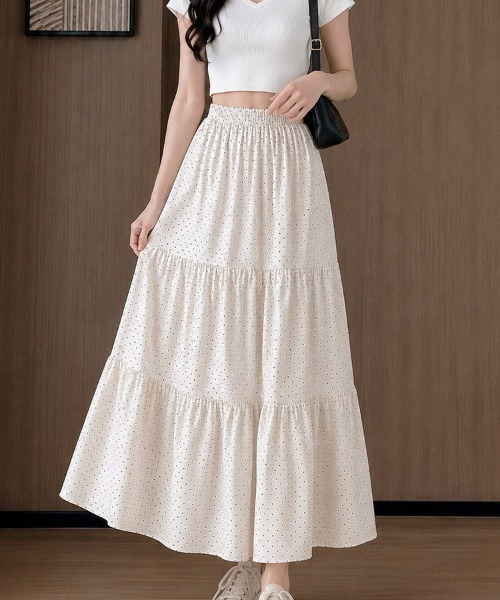 mielu（ミエル）の「ドットティアードロングスカート（スカート・レディース・ブラック/アイボリー/ホワイト・LARGE/MEDIUM）」の2枚目の写真
