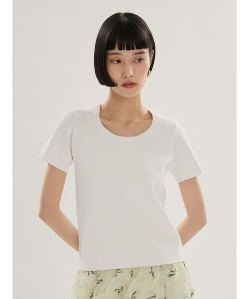 emmi(エミ)の「デコルテシンプルニット(ニット/セーター・レディース・ブラック/ホワイト/オレンジ・F)」の13枚目の写真