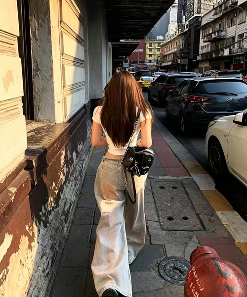 nonomi(ノノミ)の「【Y2K】ラインストーンクロス Uネック クロップド半袖Tシャ(Tシャツ/カットソー・レディース・ホワイト/ブラック・M)」の8枚目の写真
