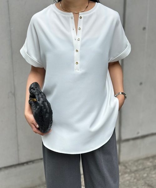 Emma Taylor(エマテイラー)の「【前後2WAY】ジョーゼットヘンリーネックTブラウス(シャツ/ブラウス・レディース・ホワイト/ブラック/ネイビー・FREE)」の20枚目の写真