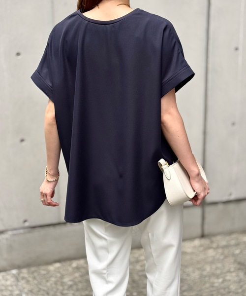 Emma Taylor(エマテイラー)の「【前後2WAY】ジョーゼットヘンリーネックTブラウス(シャツ/ブラウス・レディース・ホワイト/ブラック/ネイビー・FREE)」の15枚目の写真