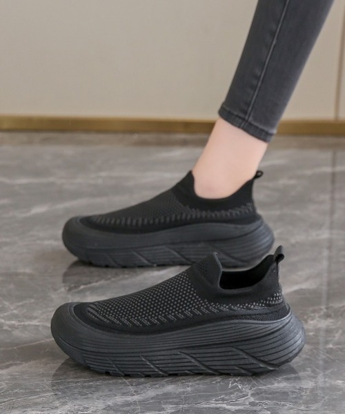 Miniministore（ミニミニストア）の「厚底メッシュスリッポンスニーカー軽量通気（スリッポン・レディース・ベージュ/ブラック・25.0cm/24.5cm/24.0cm/23.5cm/23.0cm）」の4枚目の写真