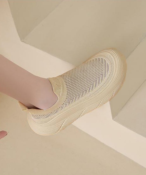Miniministore（ミニミニストア）の「厚底メッシュスリッポンスニーカー軽量通気（スリッポン・レディース・ベージュ/ブラック・25.0cm/24.5cm/24.0cm/23.5cm/23.0cm）」の15枚目の写真