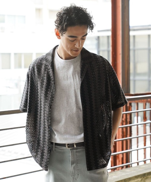 BAYFLOW(ベイフロー)の「ウェーブ柄レースシャツ(シャツ/ブラウス・メンズ・チャコール/セージグリーン/オフホワイト・MEDIUM/LARGE)」の22枚目の写真