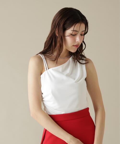 PINKY&DIANNE(ピンキーアンドダイアン)の「◆【接触冷感】ワンショルダーストラップカットソートップス(Tシャツ/カットソー・レディース・ブラック/ホワイト・38)」の19枚目の写真