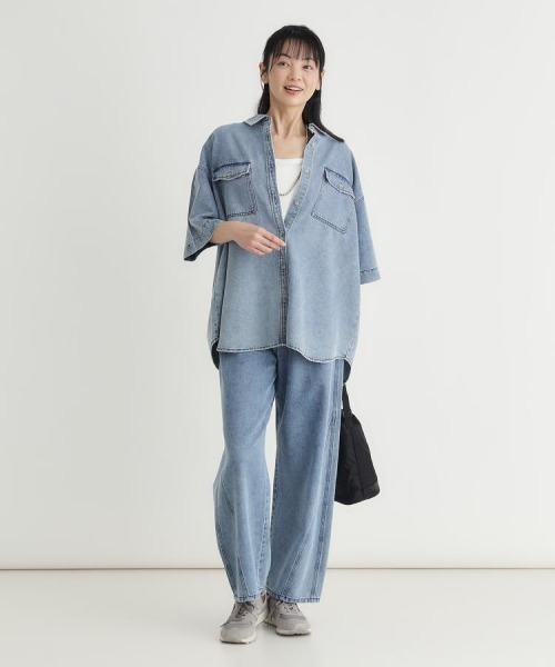 Right-on（ライトオン）の「HONEYSUCKLE ROSE(ハニーサックルローズ)【レディース】ケミカル加工ワーク半袖シャツ/セットアップ対応（シャツ/ブラウス・レディース・ライトインディゴブルー・S/M/L）」の13枚目の写真