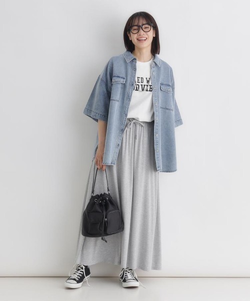 Right-on（ライトオン）の「HONEYSUCKLE ROSE(ハニーサックルローズ)【レディース】ケミカル加工ワーク半袖シャツ/セットアップ対応（シャツ/ブラウス・レディース・ライトインディゴブルー・S/M/L）」の14枚目の写真