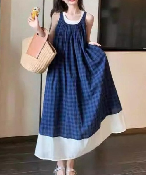 AMAJI(アマジ)の「チェック柄 ノースリーブ キャミソールワンピース(ワンピース・レディース・ブルー・SMALL/MEDIUM/LARGE/X-LARGE)」の4枚目の写真
