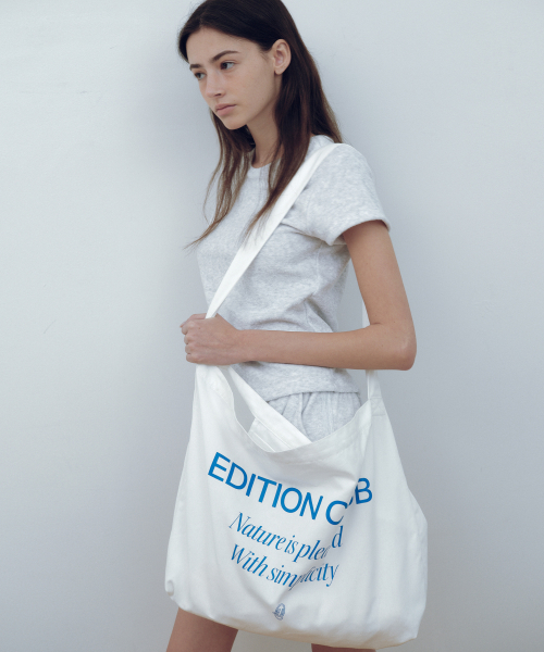 URAGO(ユラーゴ)の「Edition eco bag(エコバッグ/サブバッグ・レディース・アイボリー・FREE)」の2枚目の写真