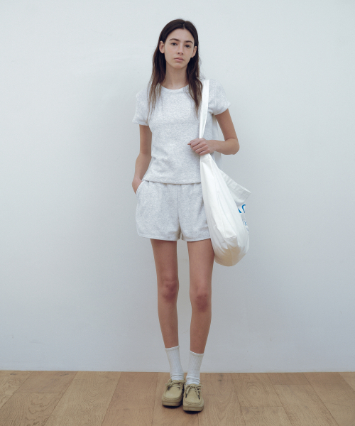 URAGO(ユラーゴ)の「Edition eco bag(エコバッグ/サブバッグ・レディース・アイボリー・FREE)」の4枚目の写真