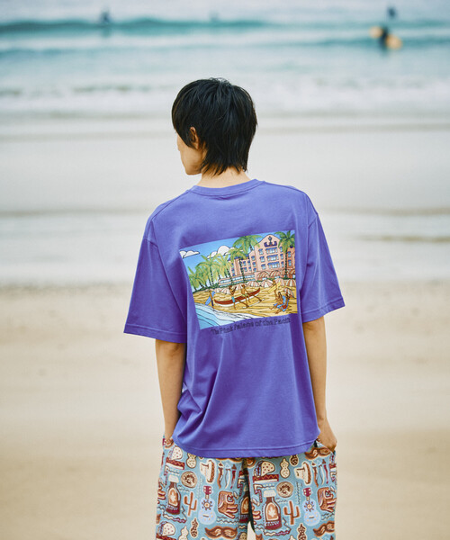 FREAK'S STORE(フリークスストア)の「GREENROOM GALLERY × FREAK'S STORE / グリーンルームギャラリー 別注 Heather Brown 半袖Tシャツ(Tシャツ/カットソー・メンズ・サックスブルー/ラベンダー/チャコールグレー/ホワイト・MEDIUM/LARGE)」の4枚目の写真