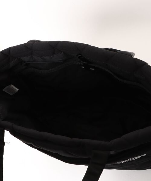 and it_(アンドイット)の「THE NORTH FACE ノースフェイス ジオフェイストート(トートバッグ・レディース・ブラック/アイボリー・FREE)」の5枚目の写真