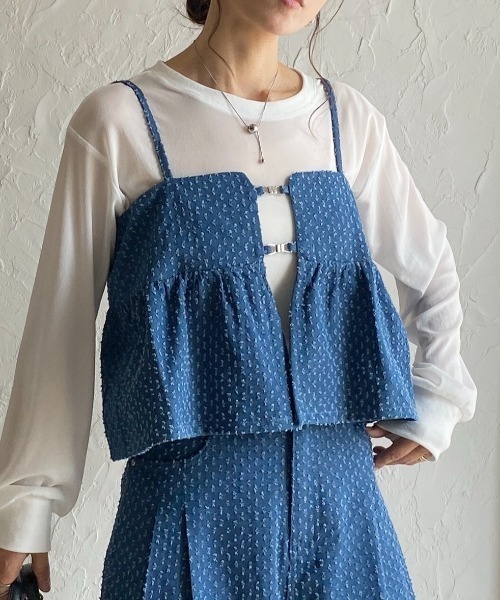 She's Closet(シーズクローゼット)の「ショート丈ペプラムデニムビスチェキャミソール(ベスト・レディース・ブルー/ライトブルー/ネイビー・FREE)」の3枚目の写真