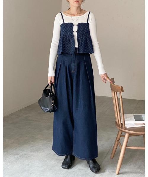 She's Closet(シーズクローゼット)の「ショート丈ペプラムデニムビスチェキャミソール(ベスト・レディース・ブルー/ライトブルー/ネイビー・FREE)」の17枚目の写真