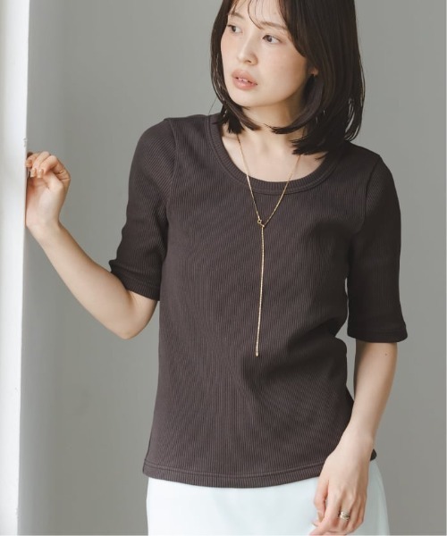 Noble(ノーブル)の「《追加・WEB限定カラーあり》ULTIMAコットンラウンドネックT2(Tシャツ/カットソー・レディース・ブラック/ピンク/ホワイト/ブラウン・FREE)」の4枚目の写真