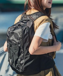 【KiU】軽量ライトウェイトフィットバッグ　パッカブルバックパック ナイロンリュック K520