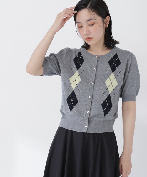 NATURAL BEAUTY BASIC(ナチュラルビューティーベーシック)の「アーガイルハーフスリーブカーディガン(カーディガン/ボレロ・レディース・ネイビー系/ホワイト系その他/グレー系その他・フリ-)」の5枚目の写真