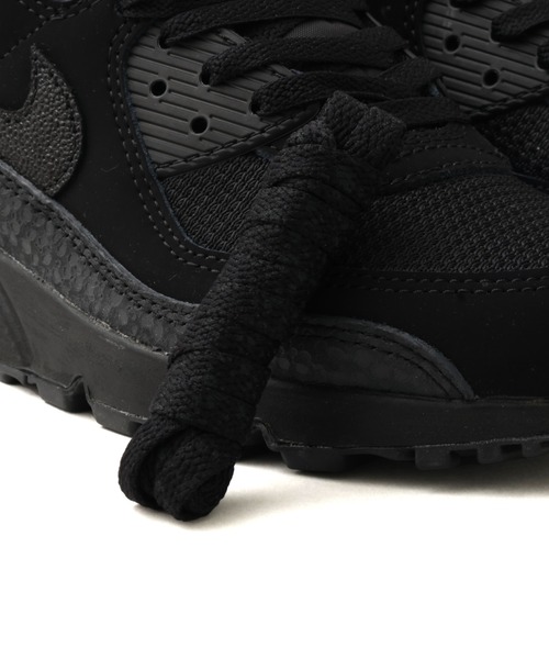 NIKE(ナイキ)の「NIKE AIR MAX 90 / ナイキ エア マックス 90【SP】(スニーカー・メンズ・ブラック・29.0cm/28.5cm/28.0cm/27.5cm/27.0cm/26.5cm/26.0cm/30.0cm/25.5cm)」の4枚目の写真