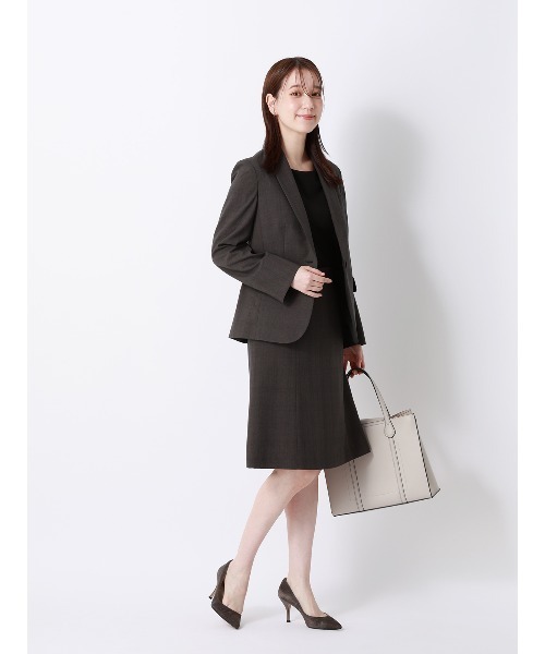 SUIT SQUARE(スーツスクエア)の「ボートネックプルオーバー/7分袖/ウォッシャブル/接触冷感/UVカット/透け防止/TCポンチ/無地(シャツ/ブラウス・レディース・ブラック/ホワイト・36/40/38)」の19枚目の写真
