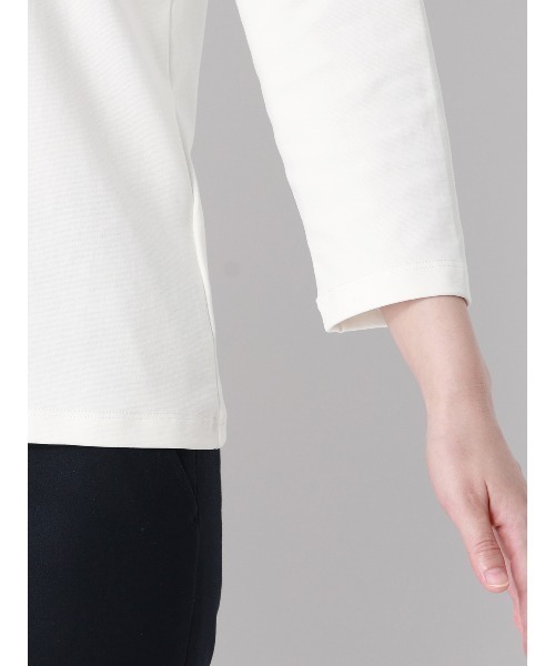 SUIT SQUARE(スーツスクエア)の「ボートネックプルオーバー/7分袖/ウォッシャブル/接触冷感/UVカット/透け防止/TCポンチ/無地(シャツ/ブラウス・レディース・ブラック/ホワイト・36/40/38)」の11枚目の写真