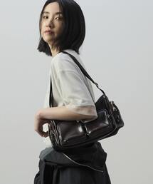 MULTI POCKET SHOULDER BAG