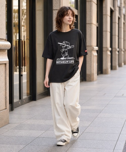 Rawlings(ローリングス)の「【Rawlings/ローリングス】BASEBALL BOY T /クルーネックTシャツ HIT&RUN LIFEロゴプリント(Tシャツ/カットソー・レディース・ホワイト/ブラック・MEDIUM/X-LARGE/LARGE)」の5枚目の写真