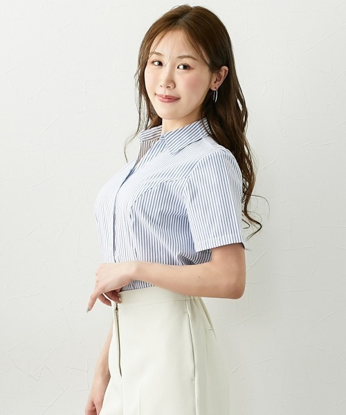 Nissen glamor(ニッセングラマー)の「【大きい胸専用】ボタンがきちんと閉まる美ラインストライプ半袖スキッパーシャツ(シャツ/ブラウス・レディース・ブルー/ホワイト×ブルー・M/3L/LL/L)」の14枚目の写真