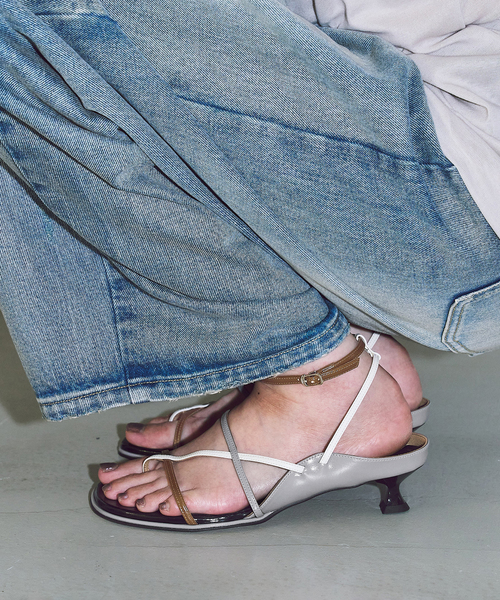 GRISE(グリーズ)の「《WEB+一部店舗限定》BOBMARY×GRISE3.5cmコンビストラップトング(サンダル・レディース・ブルー系その他/ライトグレー/ブラック・LARGE/X-LARGE/SMALL/MEDIUM)」の3枚目の写真