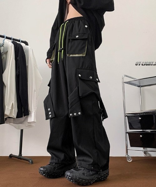 Miniministore(ミニミニストア)の「パラシュートパンツ韓国風カーゴパンツ春秋(カーゴパンツ・レディース・ブラック・M/L/XL)」の17枚目の写真