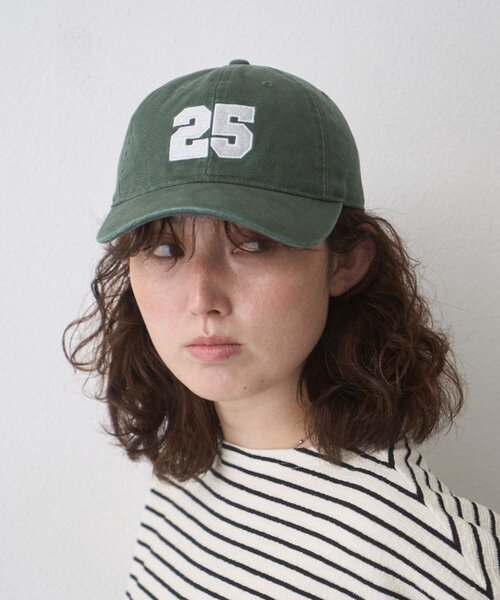 CIAOPANIC TYPY(チャオパニックティピー)の「25ナンバリングキャンパスキャップ(キャップ・レディース・ブラウン/ピンク/グリーン/ベージュ・ONE SIZE)」の4枚目の写真