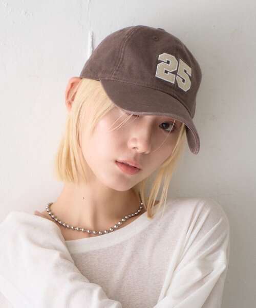 CIAOPANIC TYPY(チャオパニックティピー)の「25ナンバリングキャンパスキャップ(キャップ・レディース・ブラウン/ピンク/グリーン/ベージュ・ONE SIZE)」の6枚目の写真
