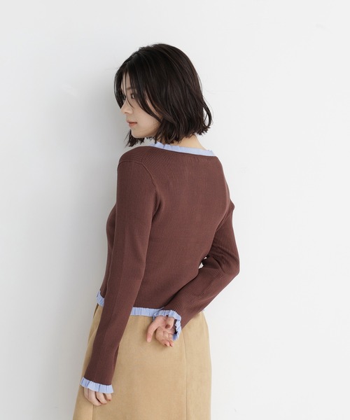 NATURAL BEAUTY BASIC（ナチュラルビューティーベーシック）の「フリルトリム総針配色カーデ（カーディガン/ボレロ・レディース・ブラウン系その他/ブラック系その他2/グレー系その他・ﾌﾘ-）」の9枚目の写真