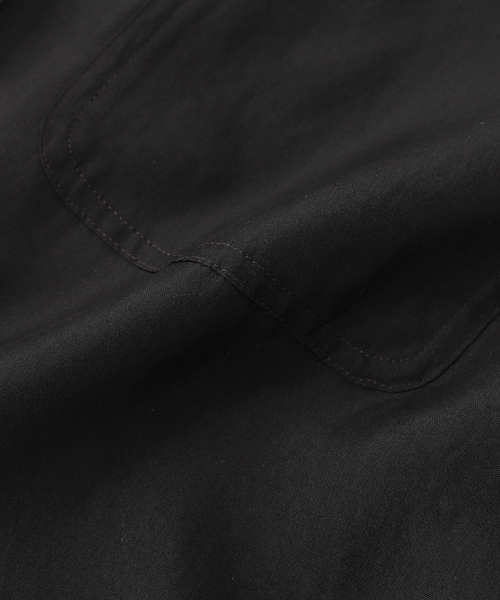ATON(エイトン)の「ATON(エイトン)FIBRIL SILK TAFTA WORK SHIRT(シャツ/ブラウス・メンズ・チャコールグレー・4/6)」の2枚目の写真