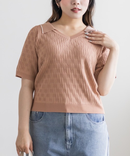 CLETTE(クレット)の「ミニケーブル襟付きニット(ニット/セーター・レディース・ブラウン/ブルー/ピンクベージュ・LL/4L/3L)」の1枚目の写真