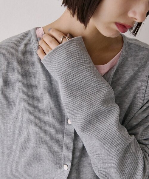 COLONY 2139（コロニートゥーワンスリーナイン）の「袖ギャザーカーディガン（Tシャツ/カットソー・レディース・グレー/ブラック/ブラウン・FREE）」の20枚目の写真