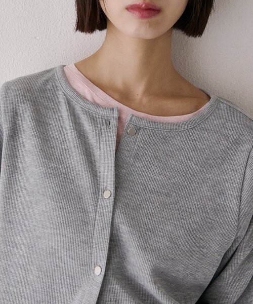 COLONY 2139（コロニートゥーワンスリーナイン）の「袖ギャザーカーディガン（Tシャツ/カットソー・レディース・グレー/ブラック/ブラウン・FREE）」の21枚目の写真