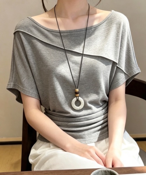 FLINEA(フリネア)の「クルーネック切り替えTシャツ(Tシャツ/カットソー・レディース・ブラック/グレー・FREE)」の2枚目の写真