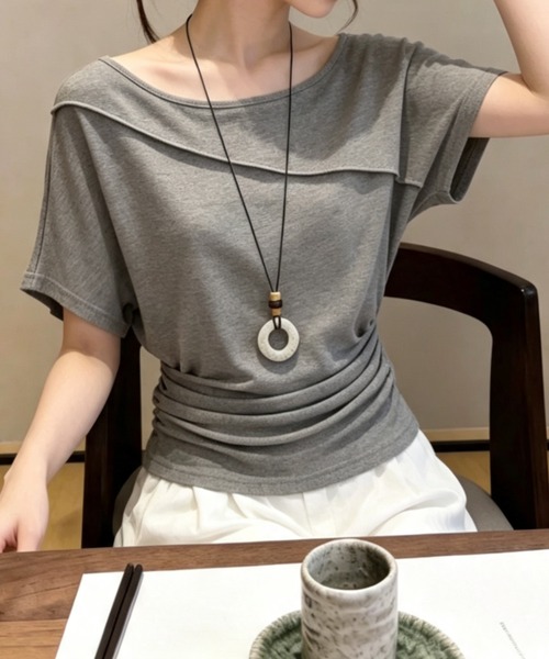 FLINEA(フリネア)の「クルーネック切り替えTシャツ(Tシャツ/カットソー・レディース・ブラック/グレー・FREE)」の10枚目の写真