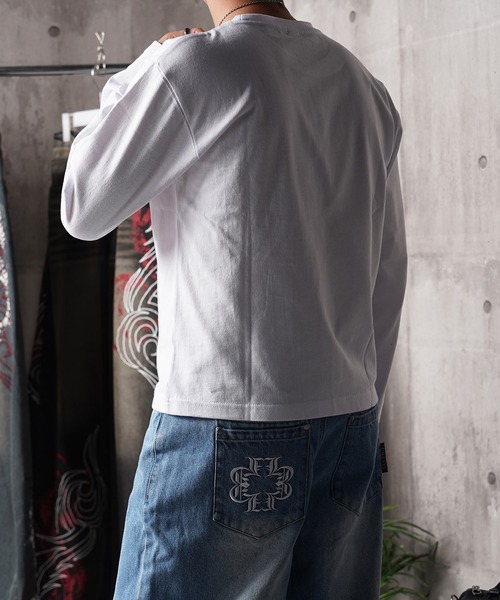 N.W.T(エヌダブルティー)の「【N.W.T】7.4oz クロップド L/S Tee / 7.4オンス ヘビーウェイト ボックスシルエット ショート丈 ロンT 綿100%(Tシャツ/カットソー・メンズ・ホワイト/ブラック・M/S/L)」の17枚目の写真