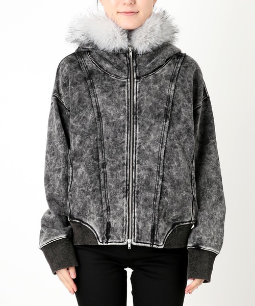 JOINT WORKS(ジョイントワークス)の「2Way ファージップパーカー / J Faux Fur Zip Hoodie(パーカー・レディース・ブラック/ライトグレー・FREE)」の21枚目の写真