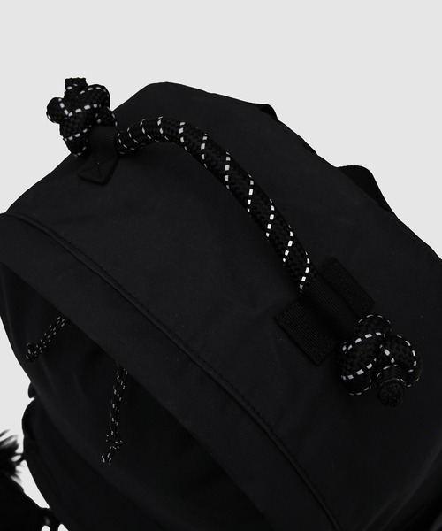 eYe JUNYA WATANABE MAN(アイジュンヤワタナベマン)の「『MAMMUT』W-NAME BACKPACK(バックパック/リュック・メンズ・ブラック・ONE SIZE)」の4枚目の写真