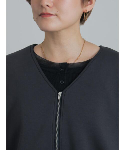 Te chichi(テチチ)の「ダンボールVネックジップブルゾン(ブルゾン・レディース・ブラウン/チャコールグレー・F)」の15枚目の写真